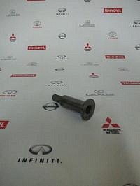 Запчасть: болт натяжного ролика зубчатого ремня LC150. LC120 3.0TD TOYOTA